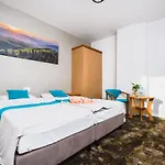 Gosciniec Pod Skrzycznem Maison d'hôtes 3*