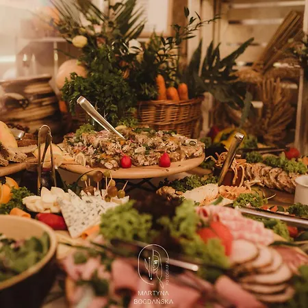 Konukevi Gosciniec Pod Skrzycznem